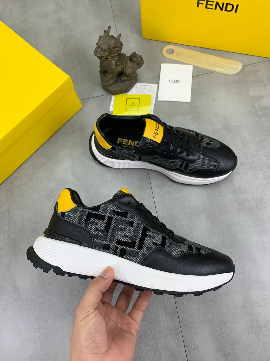 ​Men's shoes 💰P460 💰[New style] little monster 🆘 New FENDI (Fendi) new style 🕶️🕶️Simple routing effect, showing an elegant and cool driving shoe 🎬Using imported calfskin + first-layer pigskin lining🐂Excellent material🎬Detailed workmanship 🤗Comfortable foot feel➰➰. ​Pair it with any outfit to show your taste and temperament, low-key luxury ♻️Design ​simple and elegant ​noble and fashionable 🍃​Very loved and favored by trendy men 💓❤️size: 38-44 2️⃣colors available